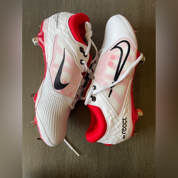 New Nike Women's Hyperdiamond 4 Elite Metal Softball Cleats White/Red Size 8.5 - Picture 2 of 5